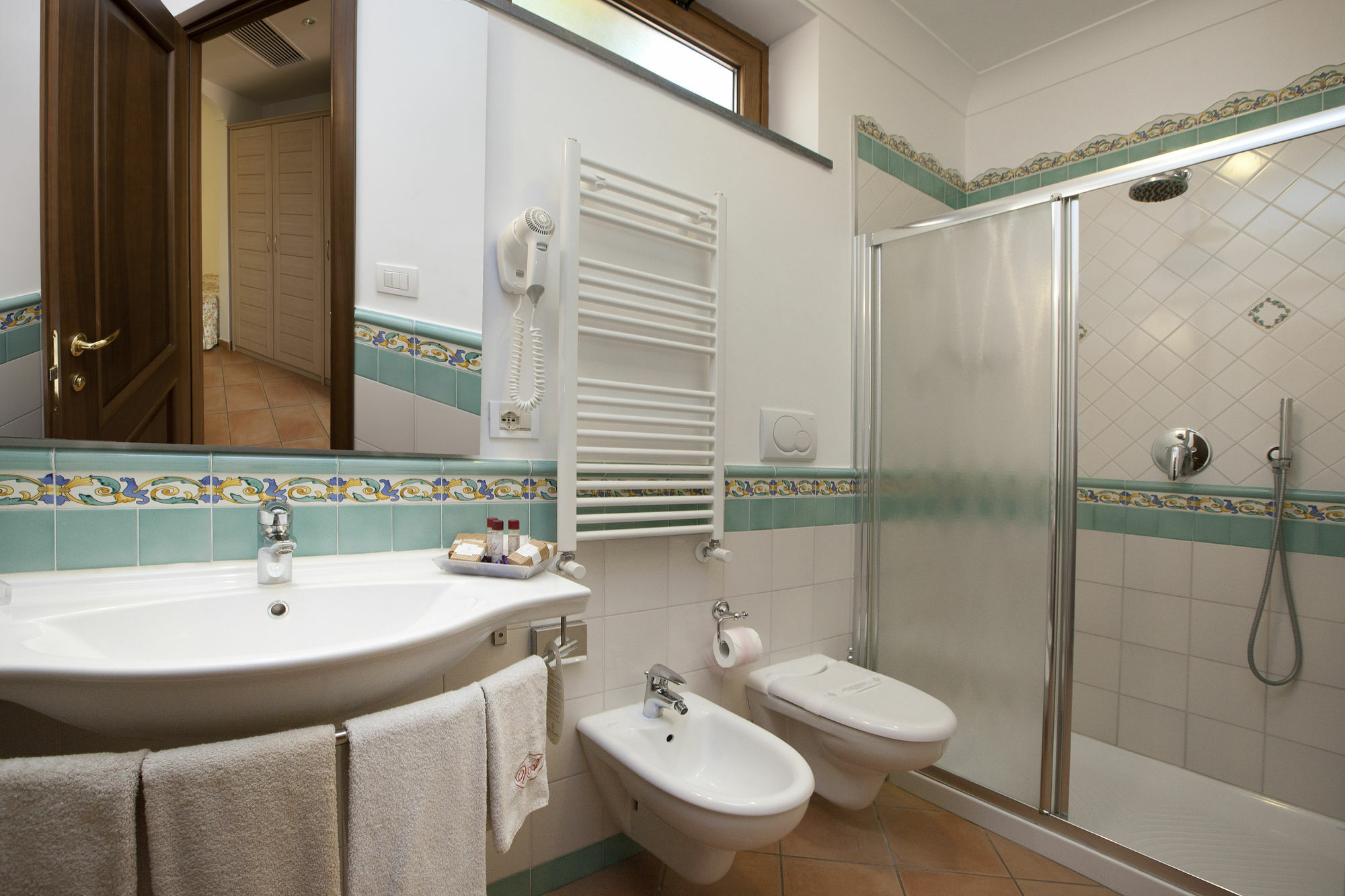 Angiolina Relais Guest house 2*
